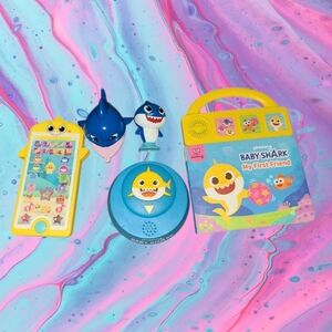 Baby Shark 5 piece toy bundle